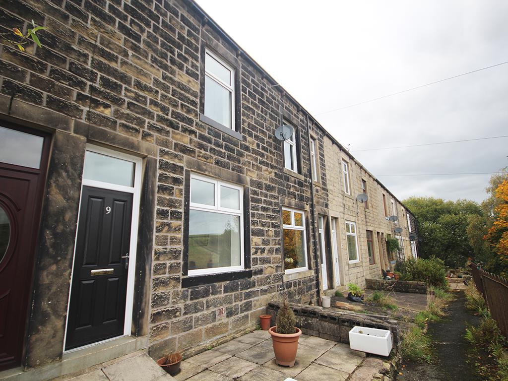2 bedroom terraced house To Let in Trawden, Colne - Main Image